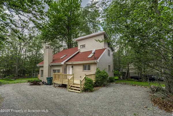 3084 Briarwood DR,  Tobyhanna,  PA 18466