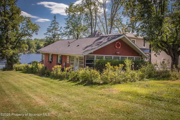 260 Baylors Lake RD,  Fleetville,  PA 18420