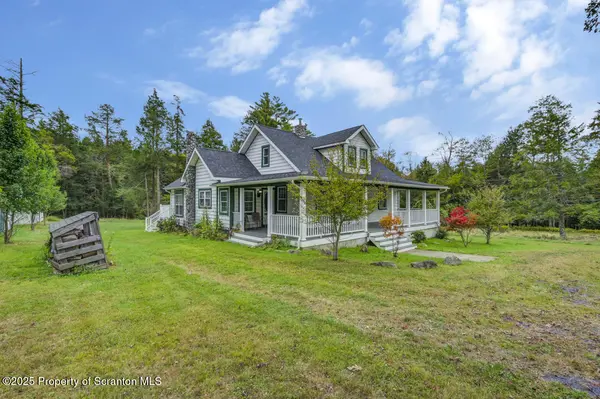 28 Old White Haven LN, White Haven, PA 18661