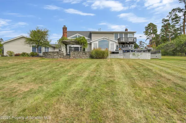 589 Lily Lake RD, North Abington Twp, PA 18414
