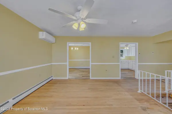 604 Marjorie DR, Dunmore, PA 18512
