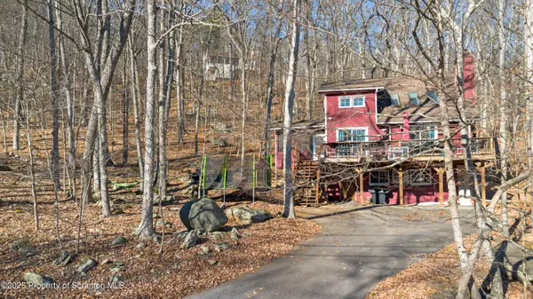 3110 Cherry Ridge RD, Bushkill, PA 18324