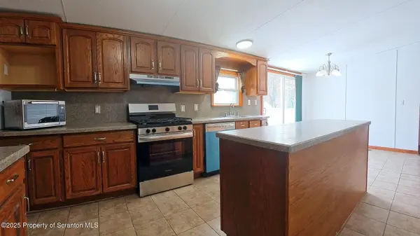 193 S Cedar ST, Hazleton, PA 18201