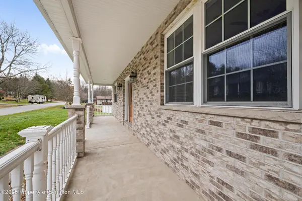 25 Old Gravity RD, Carbondale Twp, PA 18407