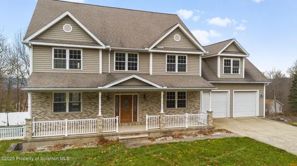 25 Old Gravity RD,  Carbondale Twp,  PA 18407
