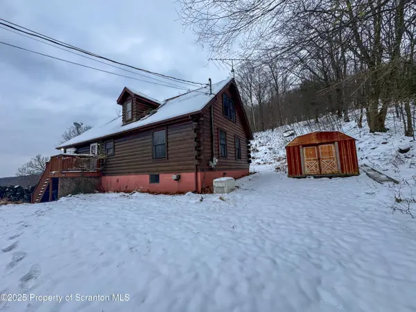 2607 Ransom RD, Ransom Township, PA 18411