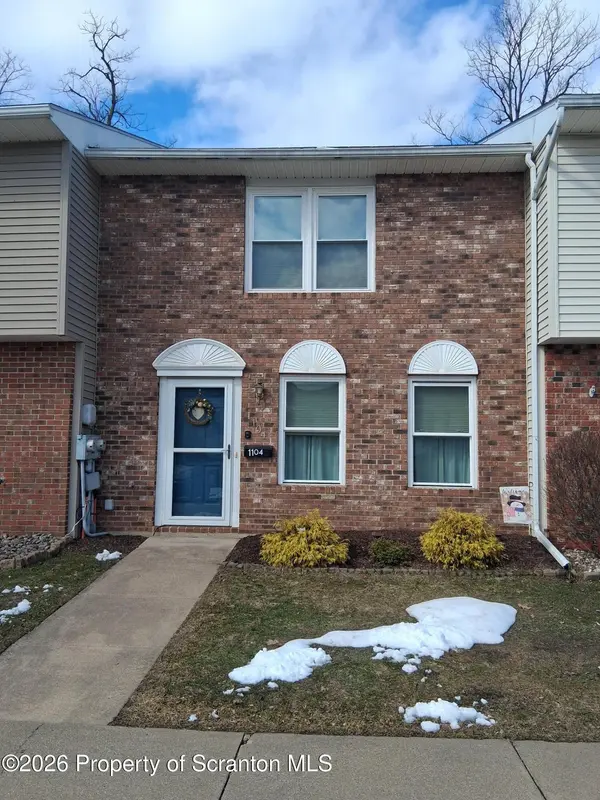 1104 Chicory CT, Exeter, PA 18643