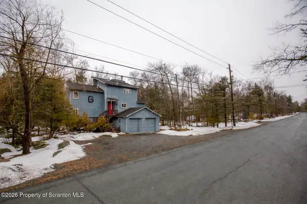 1290 Brookfield RD, Lake Ariel, PA 18436