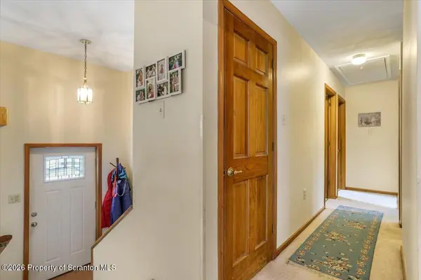 7 Chestnut ST, Hughestown, PA 18640