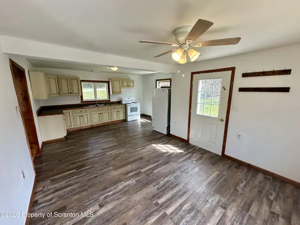 305 Mill ST, Laceyville, PA 18623
