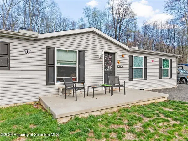 396 Park RD, Dingmans Ferry, PA 18328