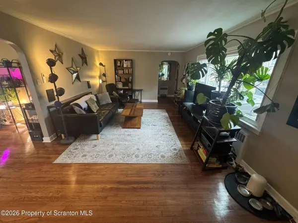 2220 Capouse AVE, Scranton, PA 18509