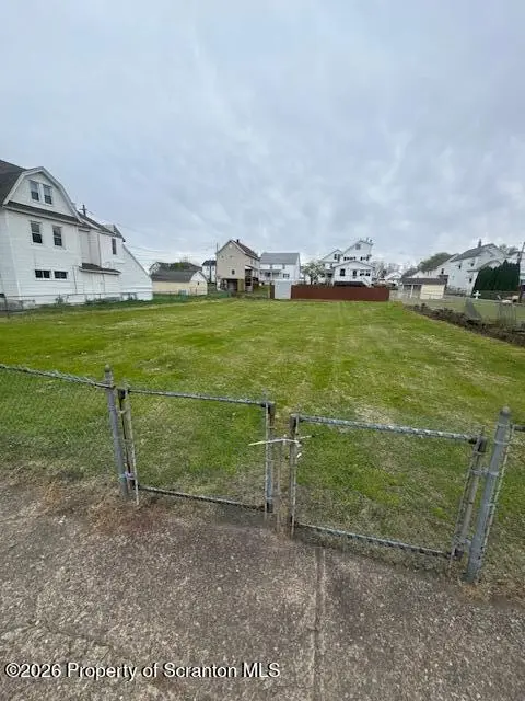 20 Cook ST, Ashley, PA 18706