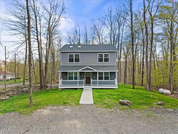 56 Primrose DR,  Spring Brook Twp,  PA 18444