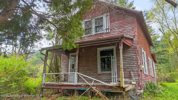 1114 Bacontown RD, Nicholson, PA 18446