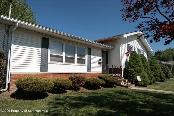 3 4th ST, Jenkins Twp, PA 18640