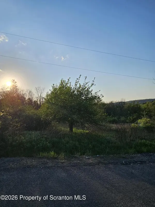 Callapoose RD,  Sterling Twp,  PA 18463
