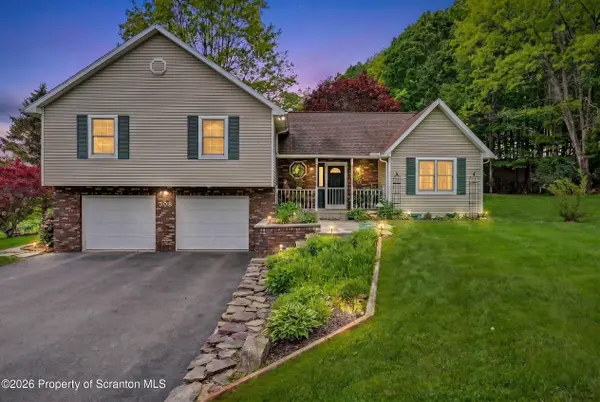 308 Bear Brook Acres DR, Madison Twp, PA 18444