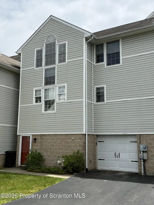 22 Allenberry DR,  Hanover Twp,  PA 18706