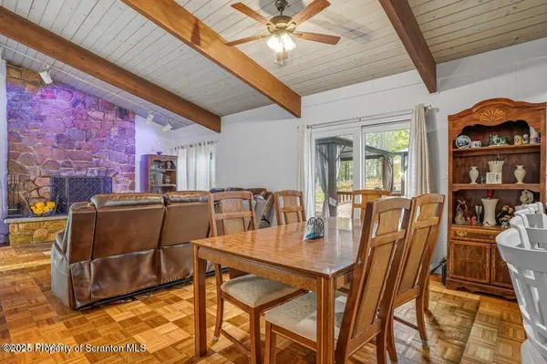 1045 Mountain Top DR, Lake Ariel, PA 18436