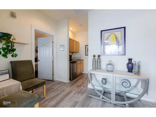 1610 Lee Hill #B2-5, Boulder, CO 80304