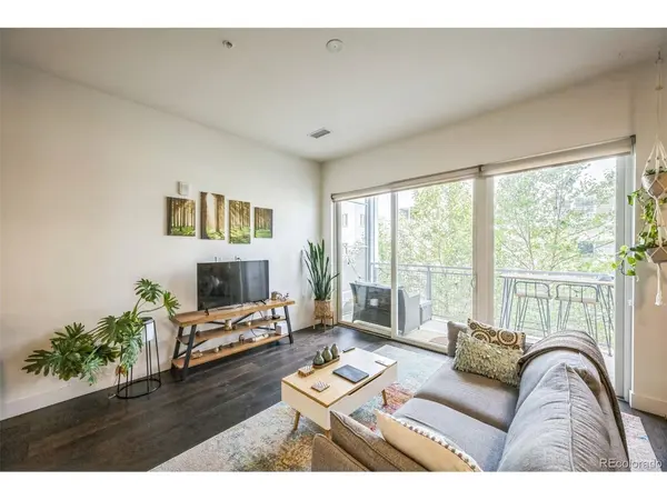 2525 Arapahoe #RD213, Denver, CO 80205