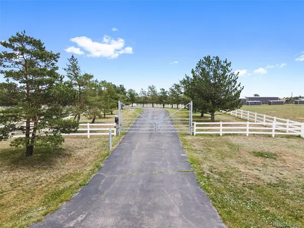 1050 S Manila, Bennett, CO 80102