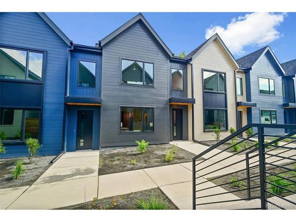 765 E County Line, Erie, CO 80516