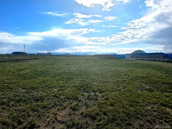 827 S Regiel, Moffat, CO 81143