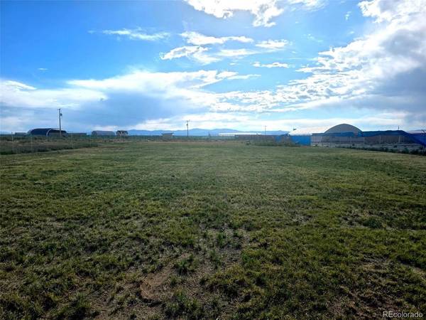827 S Regiel, Moffat, CO 81143