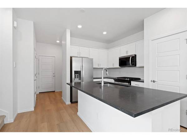 456 N Bently, Watkins, CO 80137