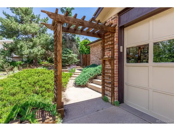 208 Elm, Castle Rock, CO 80104