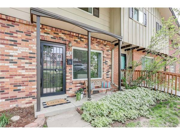 582 S Xenon, Lakewood, CO 80228