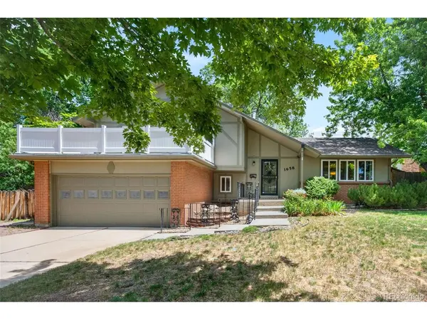 1658 S Ironton, Aurora, CO 80012