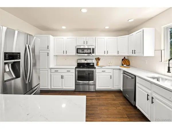1464 Cherrywood, Longmont, CO 80504
