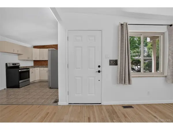 6066 Dover, Arvada, CO 80004