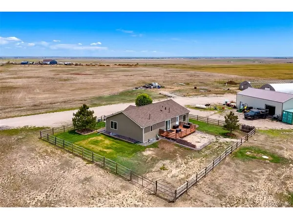 59520 E 64th, Strasburg, CO 80136