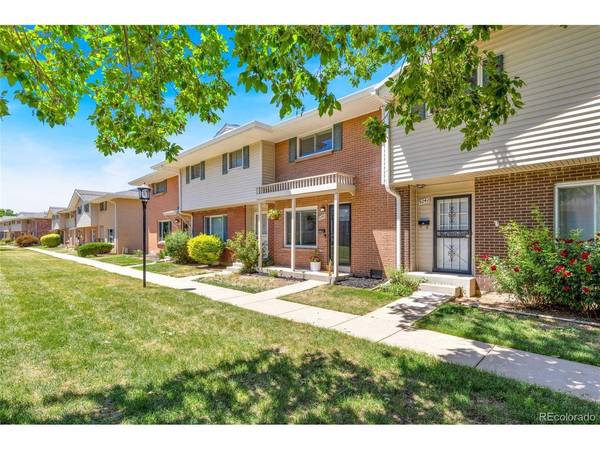 9240 E Lehigh #4, Denver, CO 80237