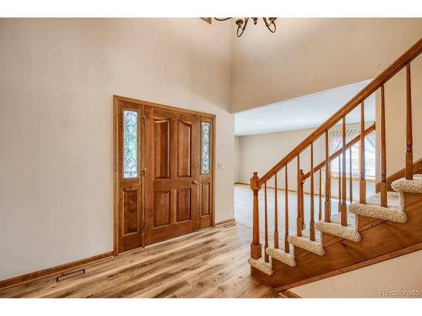 15956 E Crestridge, Centennial, CO 80015
