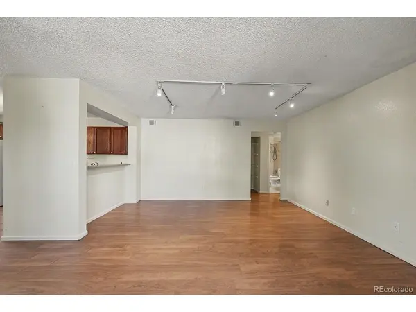 5755 W Atlantic #202, Lakewood, CO 80227