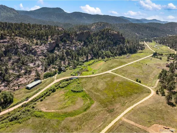 2401 Lakemoor, Florissant, CO 80816