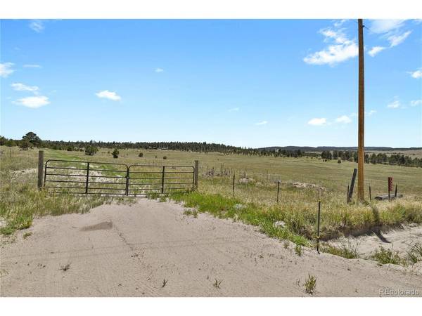 17222 County Road 78, Calhan, CO 80808