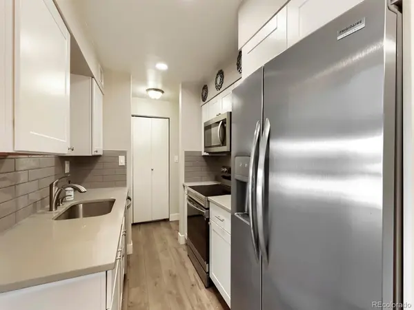 190 E Highline #202, Centennial, CO 80122