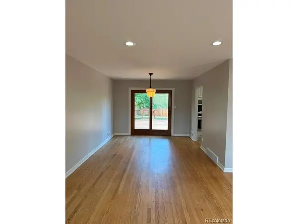 2285 E Noble, Centennial, CO 80121