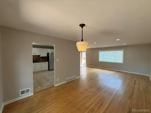 2285 E Noble, Centennial, CO 80121