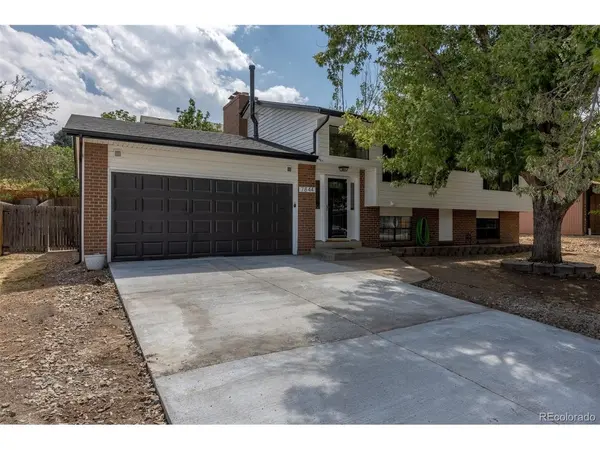 7844 W Ontario, Littleton, CO 80128