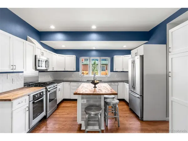 52 N Lincoln, Denver, CO 80203