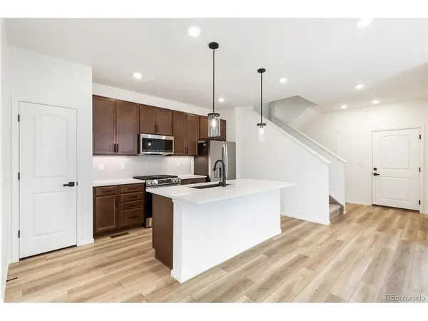 5736 N Jebel, Aurora, CO 80019