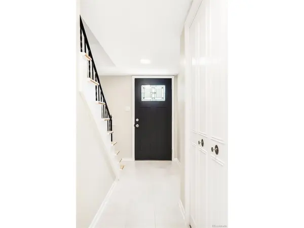 6570 S High, Centennial, CO 80121