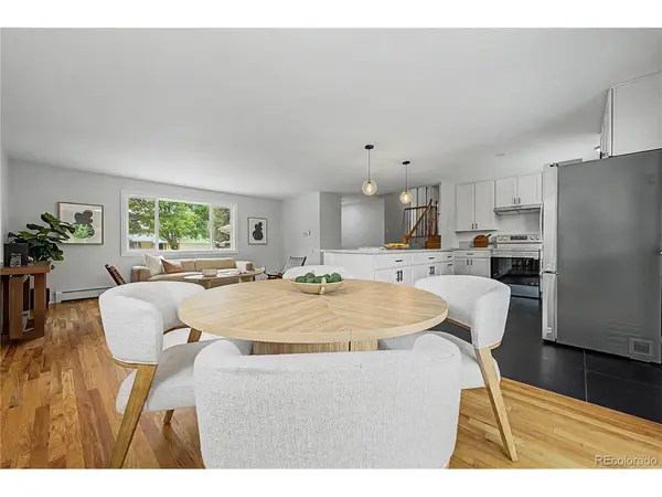 328 Troy, Aurora, CO 80011